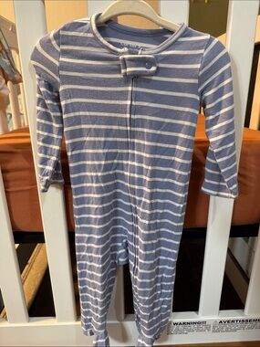 Carter's super soft footie